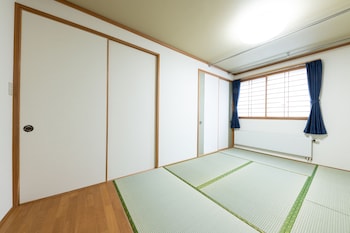 hongo 11 apartment