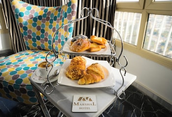 royal marshal hotel