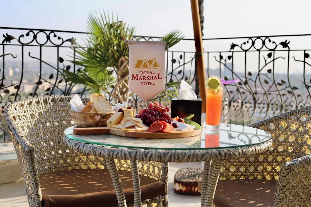 royal marshal hotel