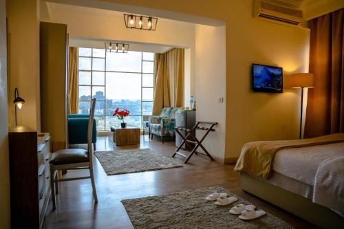 royal marshal hotel