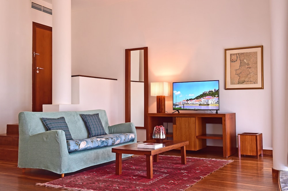 pousada castelo de alcacer do sal historic hotel