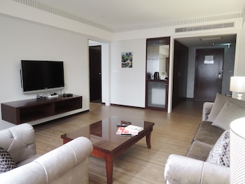 check inn taipei neihu