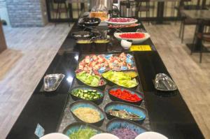 check inn taipei neihu