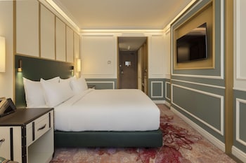 the emerald house lisbon curio collection by hilton