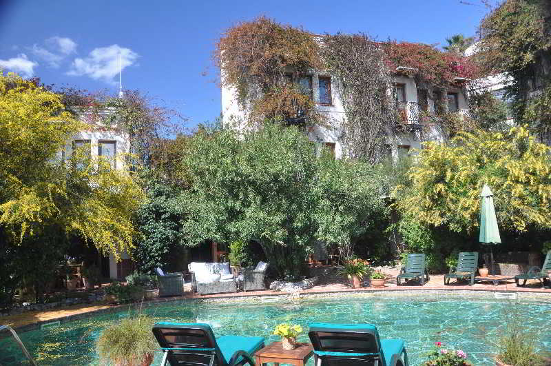 el vino hotel suites