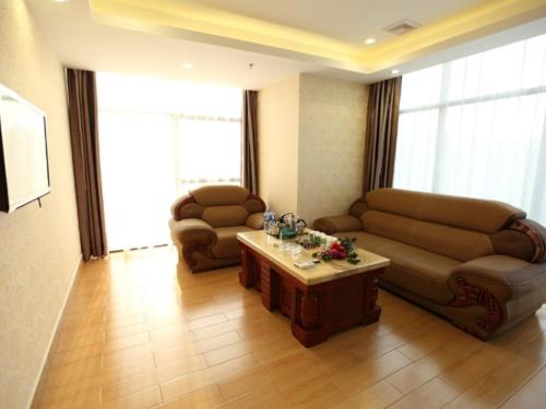greentree inn guangdong huizhou south railway station danshui renmin road business hotel
