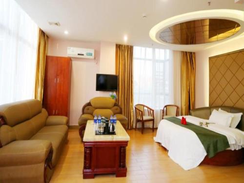 greentree inn guangdong huizhou south railway station danshui renmin road business hotel