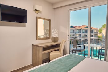 tsilivi beach hotel