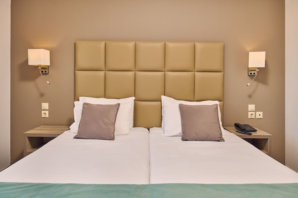 tsilivi beach hotel