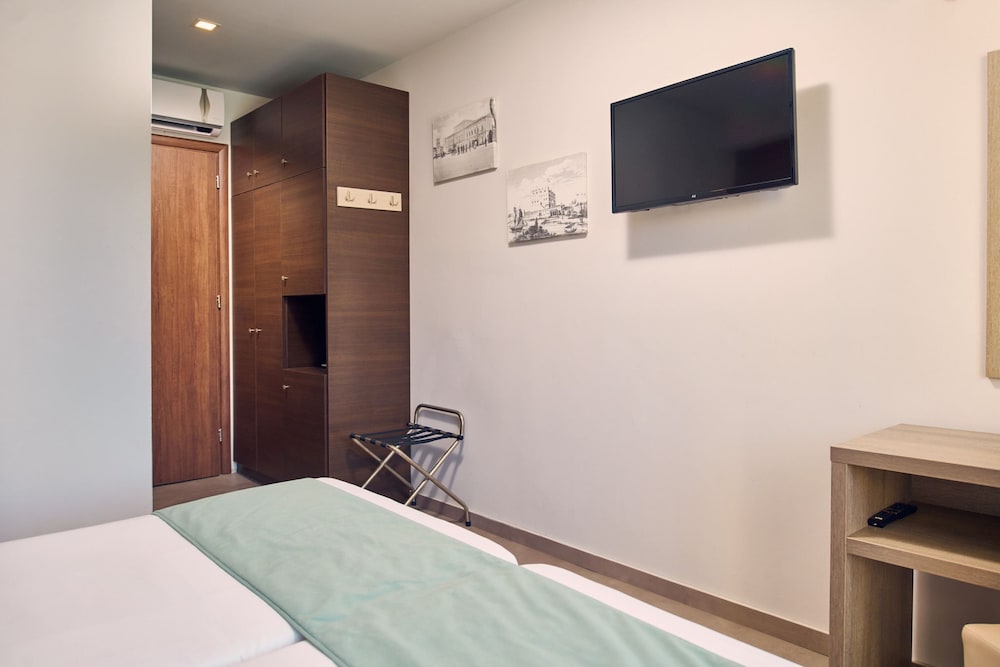 tsilivi beach hotel