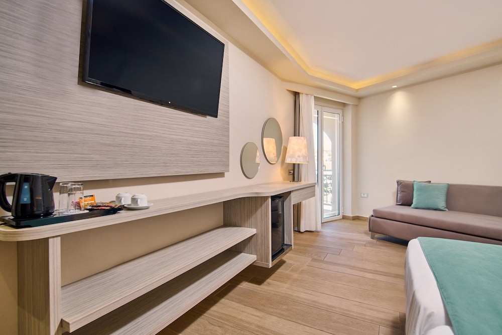 tsilivi beach hotel