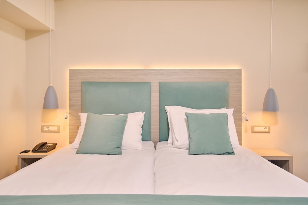 tsilivi beach hotel