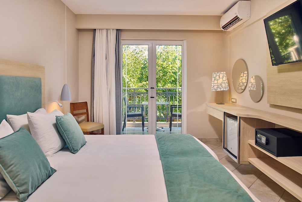 tsilivi beach hotel