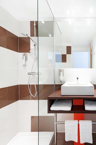 hotel ibis styles montpellier centre comedie