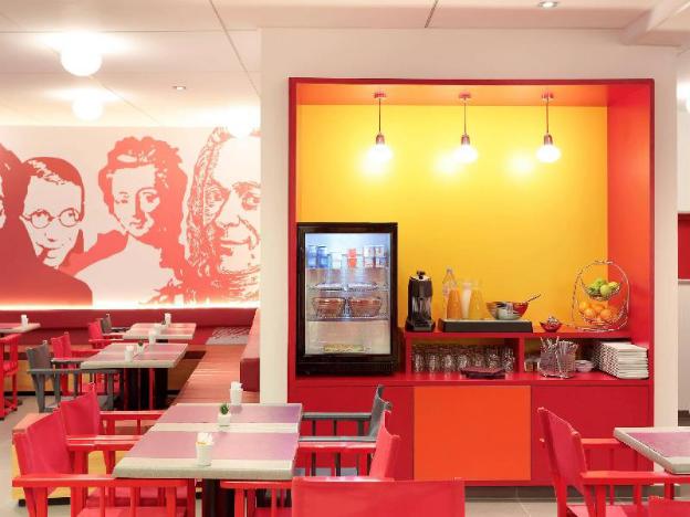 hotel ibis styles montpellier centre comedie