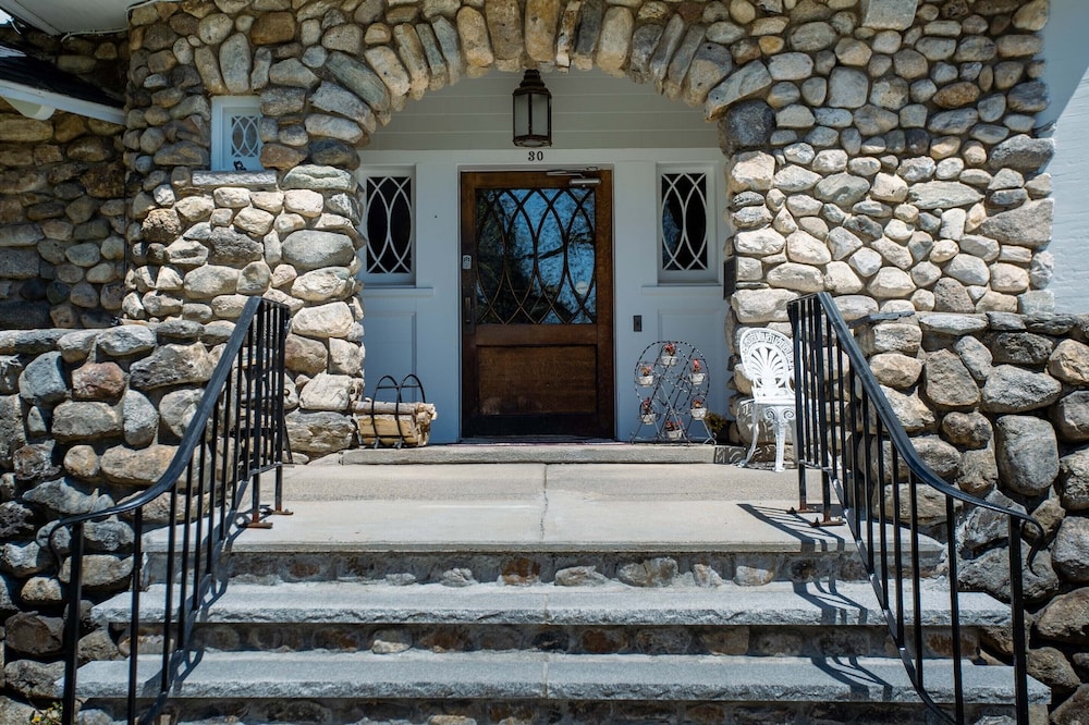 the hartness house