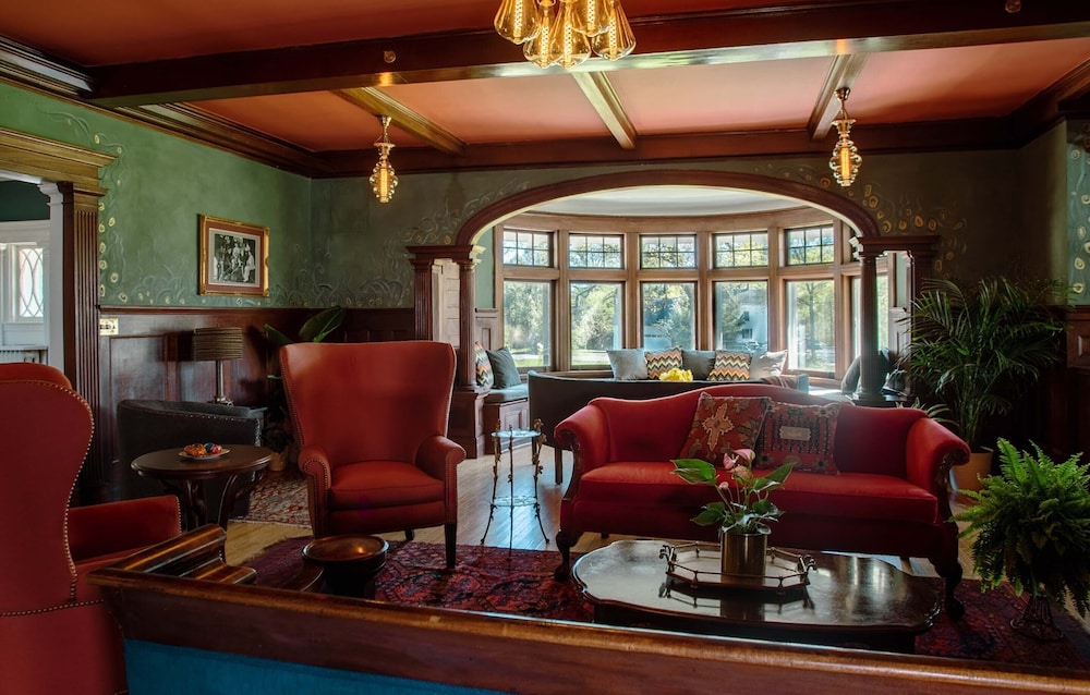 the hartness house