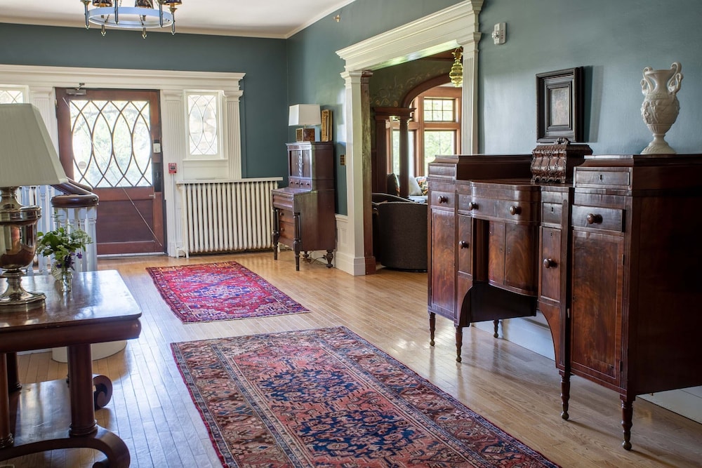 the hartness house