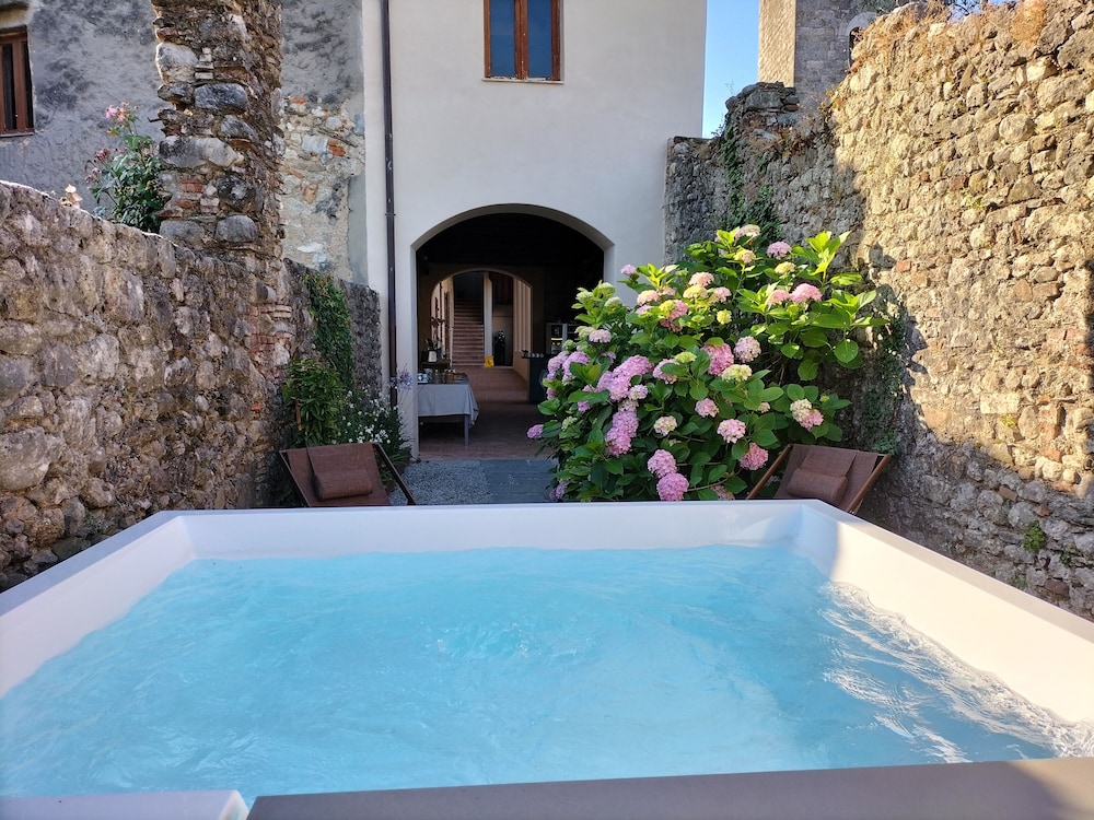 badia giulia