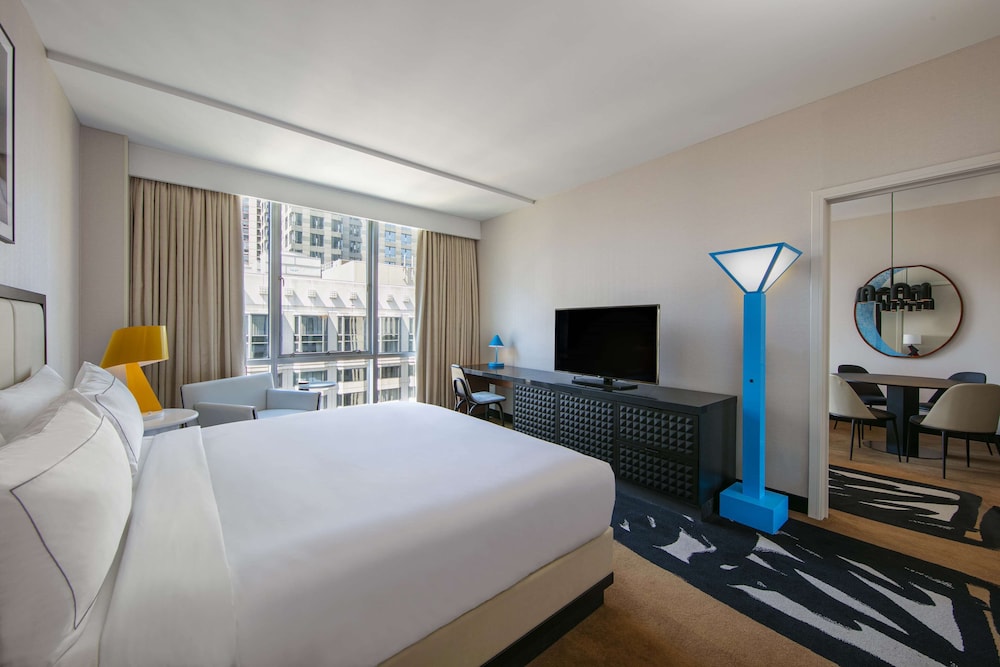 thewit chicago a hilton hotel