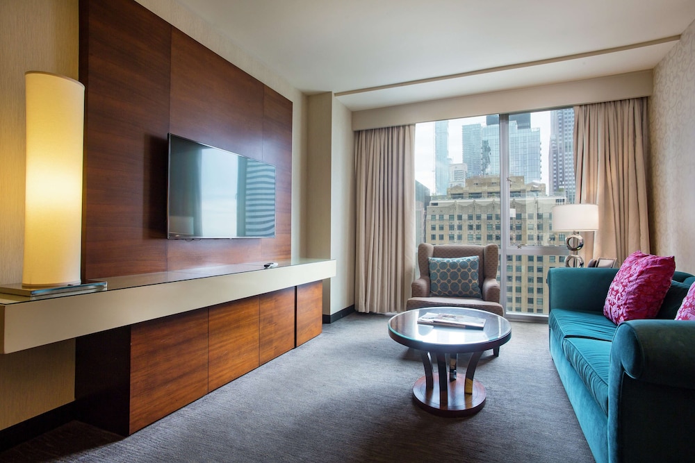 thewit chicago a hilton hotel