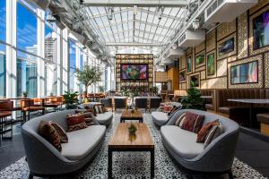 Thewit Chicago, A Hilton Hotel,Near Millennium Park,5 star