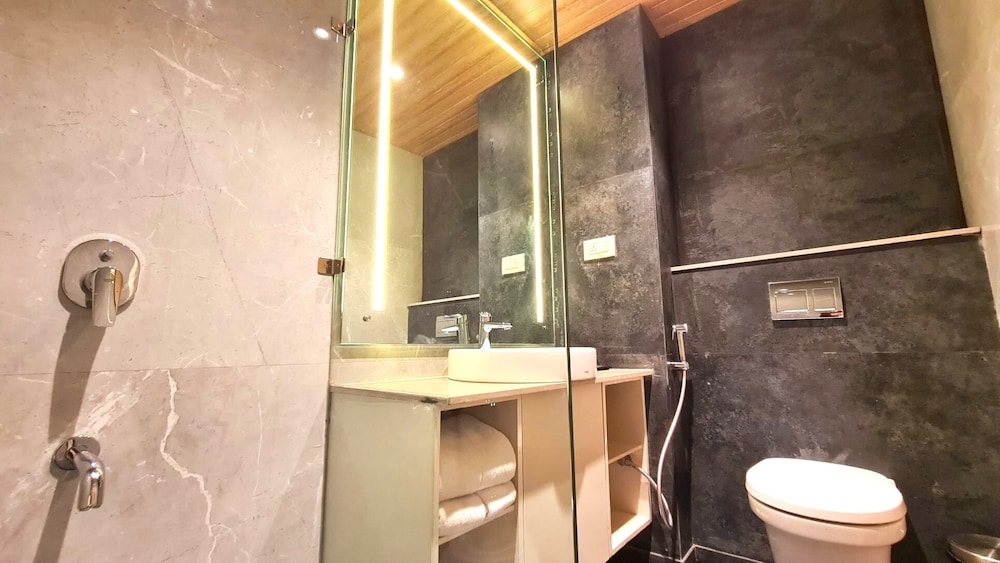 galaxy club and hotel