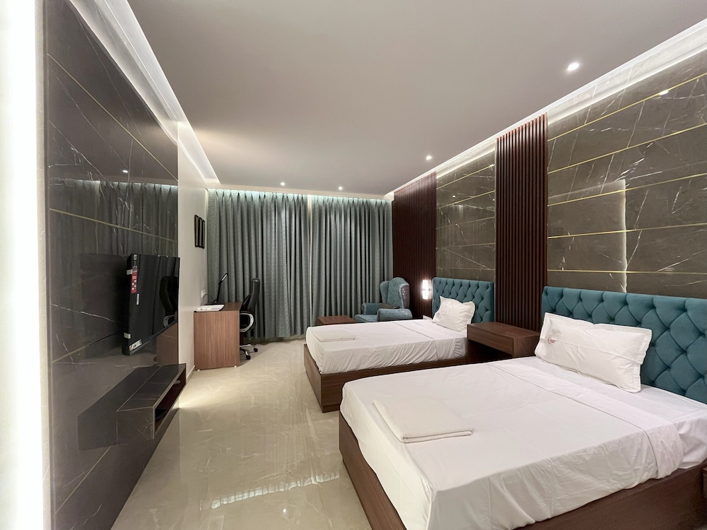 galaxy club and hotel