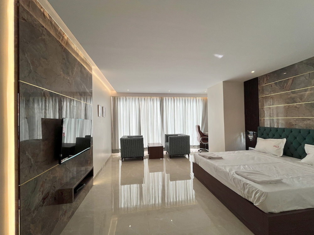 galaxy club and hotel