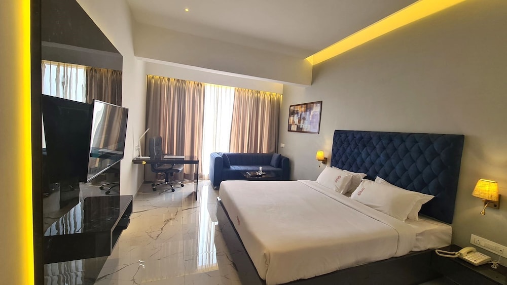 galaxy club and hotel