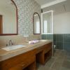 saffronstays athaang