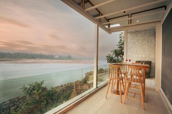 saffronstays athaang