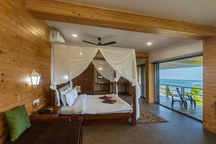 saffronstays athaang