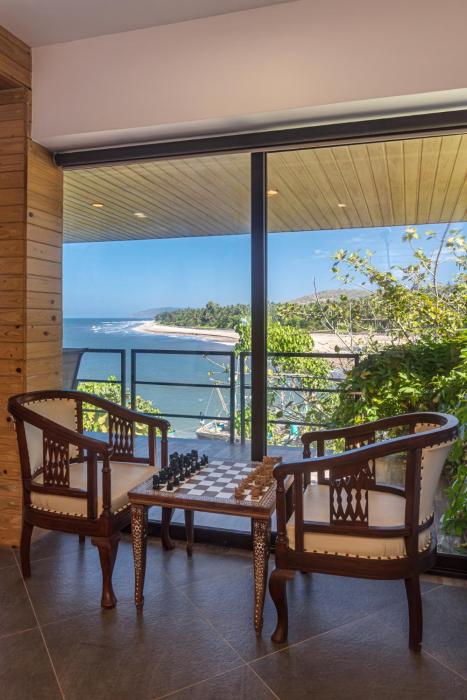 saffronstays athaang