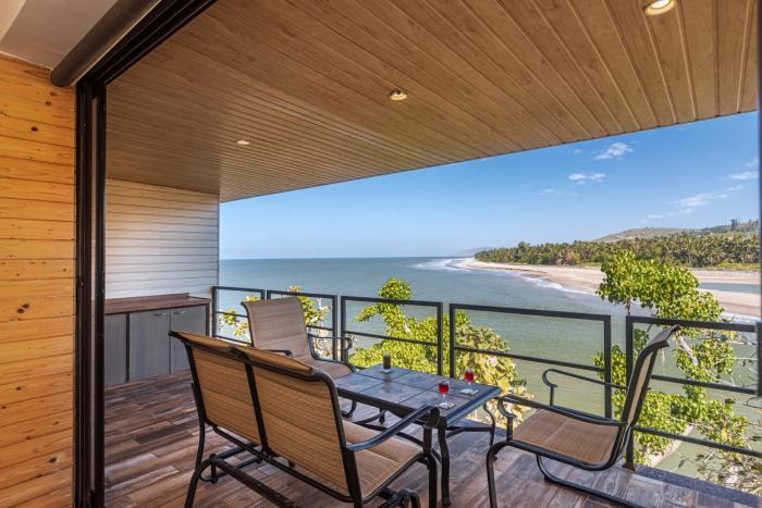 saffronstays athaang