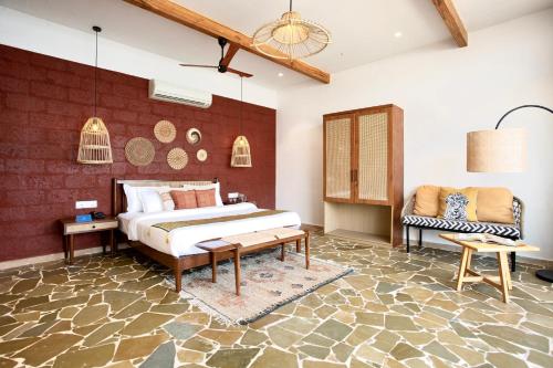saffronstays athaang