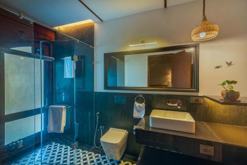 saffronstays athaang