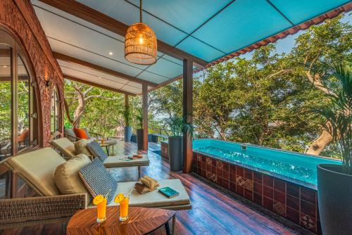 saffronstays athaang