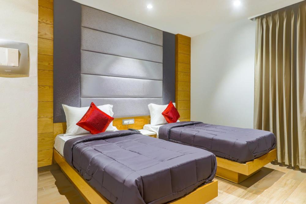 hotel bricks karol bagh new delhi