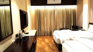 Hotel Ruturaj Regency,,3 star