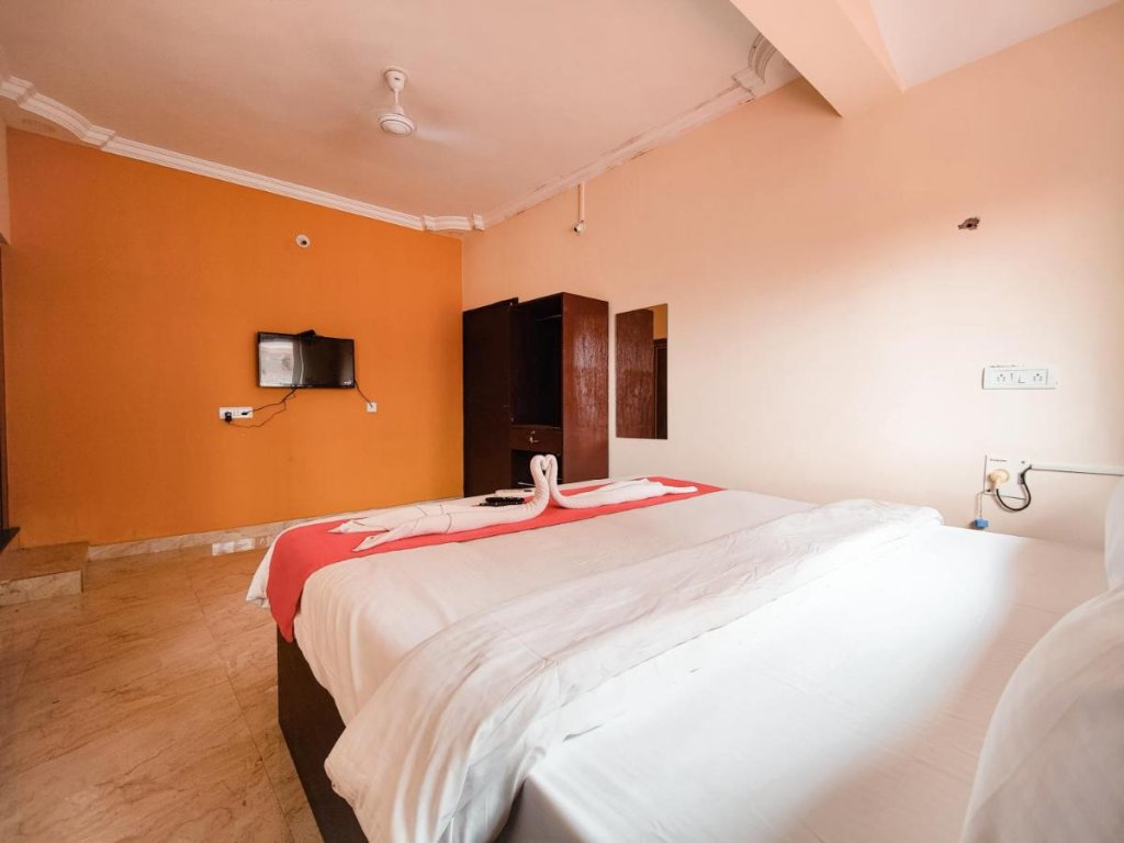 Hotel Candolim Aloft,Candolim Beach>>Candolim,4 star