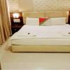 Hotel Aqua Galaxy,Central Mumbai>>Mumbai,2 star