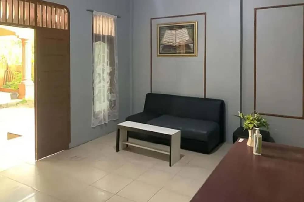 home stay kembar syariah redpartner