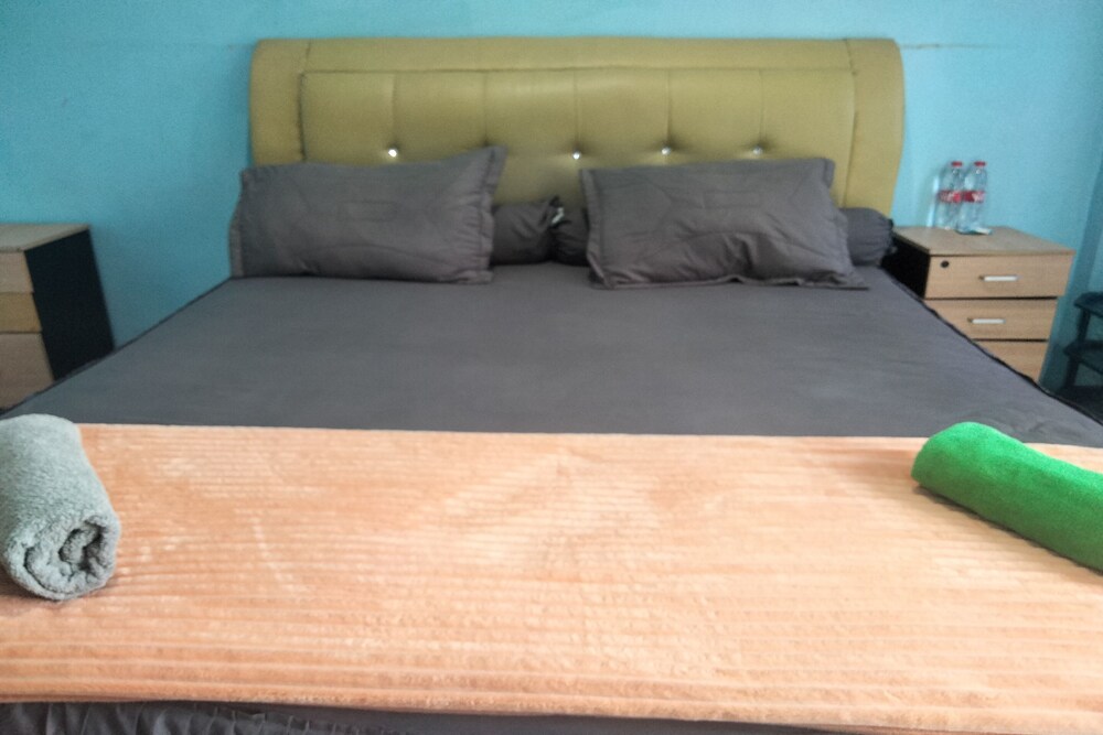 home stay kembar syariah redpartner