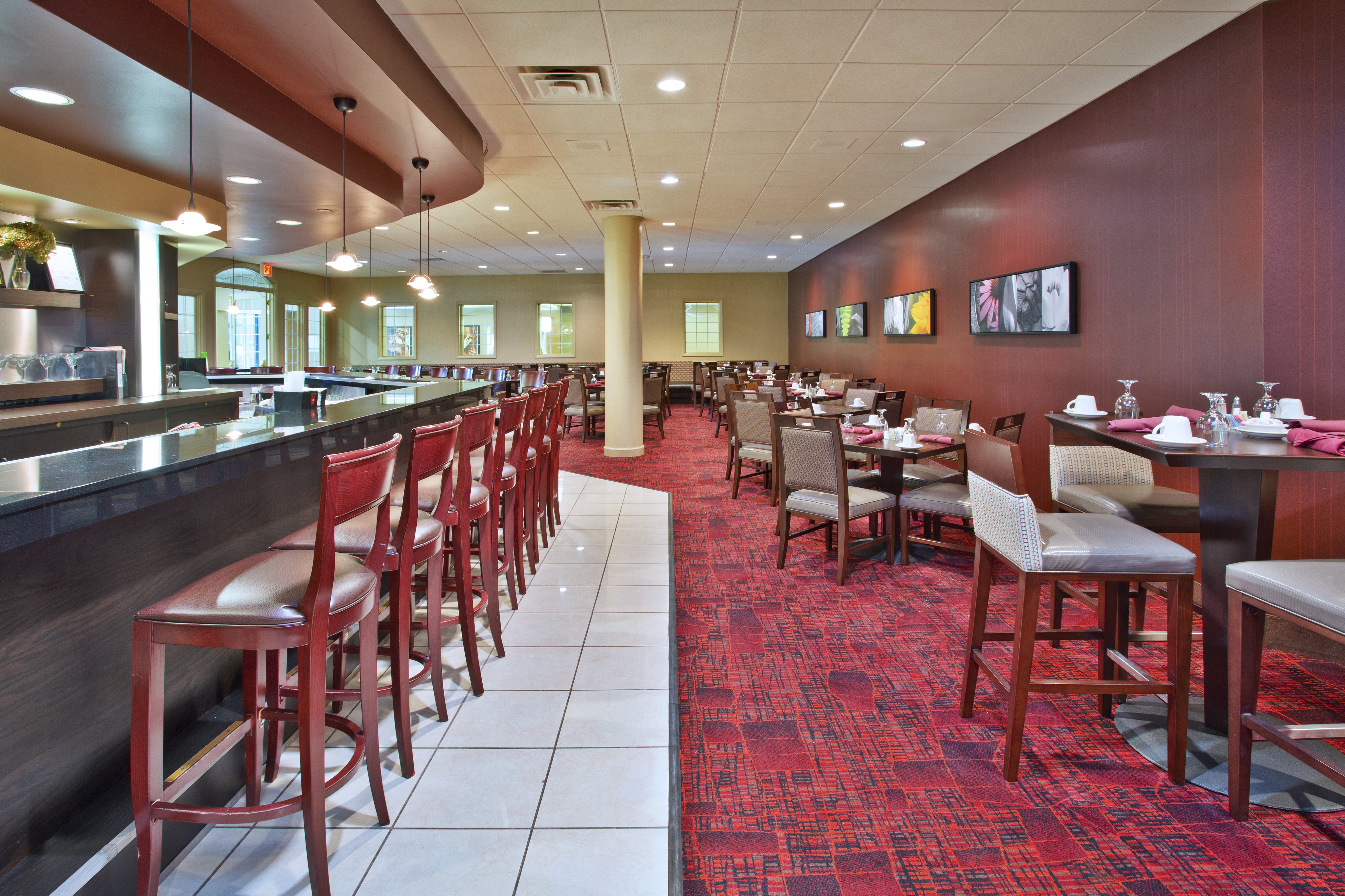 holiday inn manitowoc by ihg