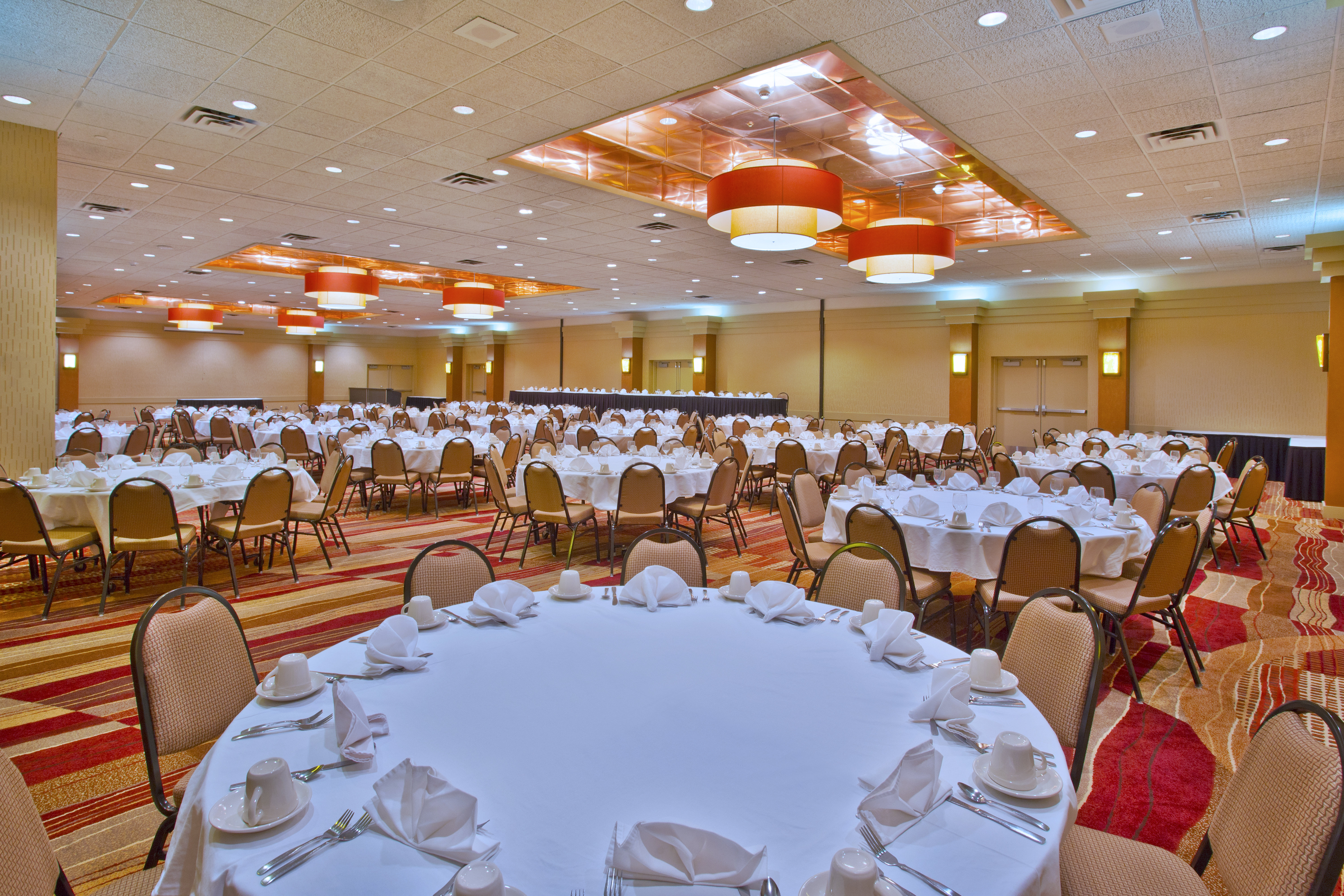 holiday inn manitowoc by ihg