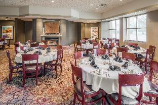 holiday inn manitowoc by ihg
