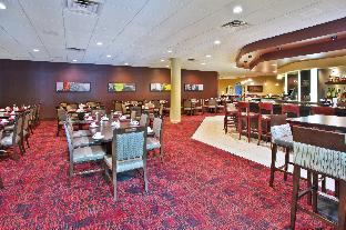 holiday inn manitowoc by ihg
