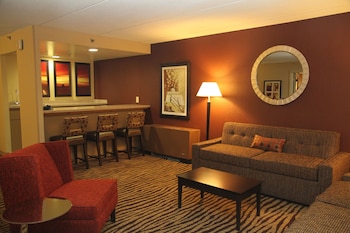 Holiday Inn Manitowoc By Ihg,Sheboygan>>Manitowoc,3 star