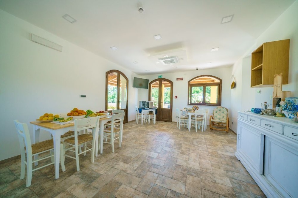 minissale farmhouse